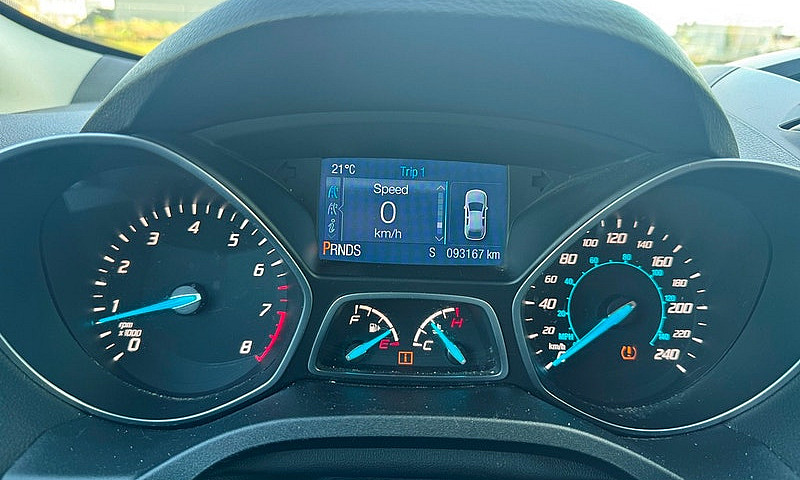 2014 Ford Escape Fwd...