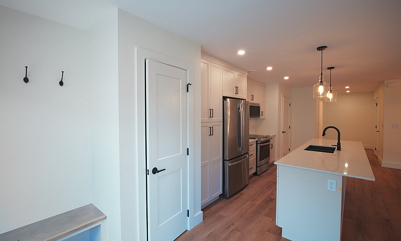 2-Bed, 2-Bath In Can...