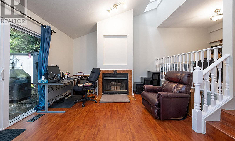 8511 Timber Court Bu...