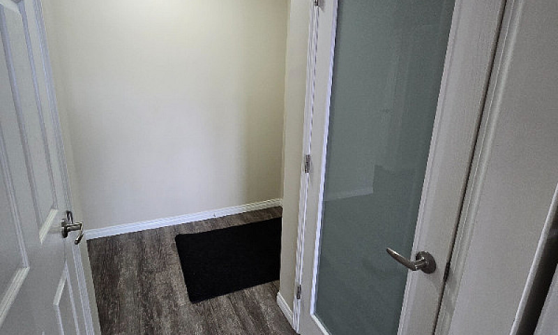 Modern 2 Bedroom End...