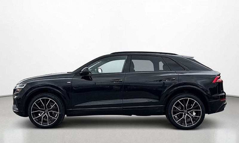 2022 Audi Q8 Progres...