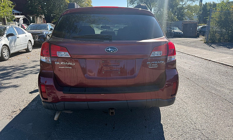 2011 Subaru Outback ...