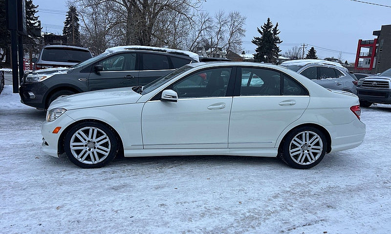 2011 Mercedes-Benz C...