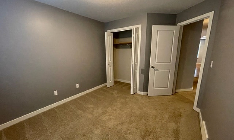 2 Bed Townhouse In W...