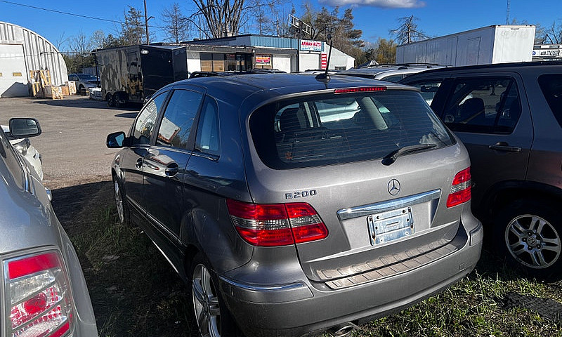 2011 Mercedes-Benz B...