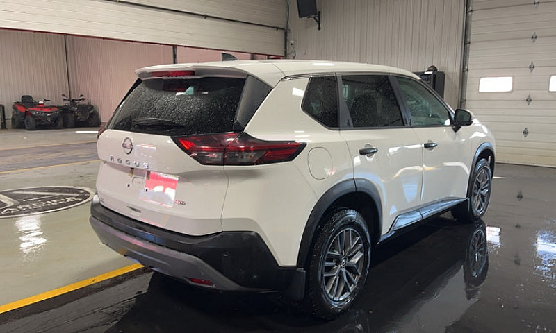 2022 Nissan Rogue...