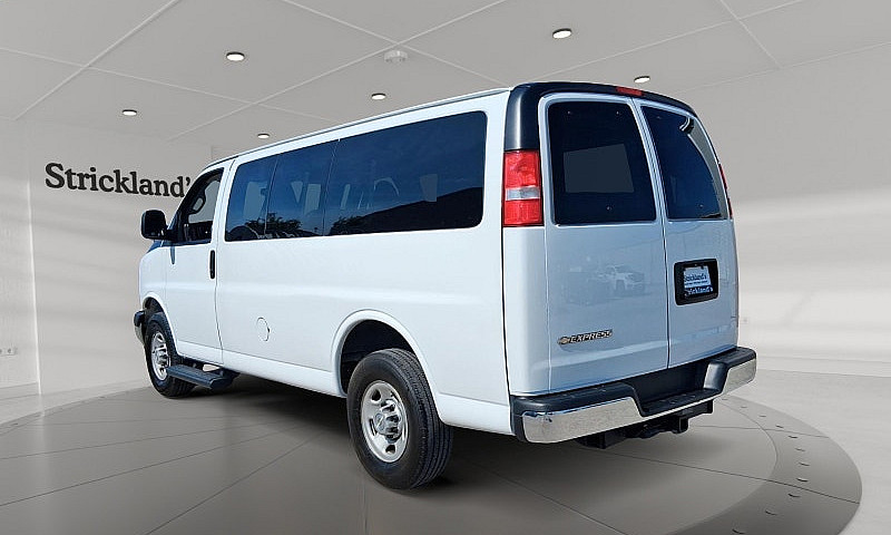2023 Chevrolet Expre...