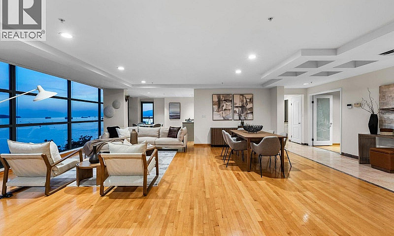 901 1233 Beach Avenu...