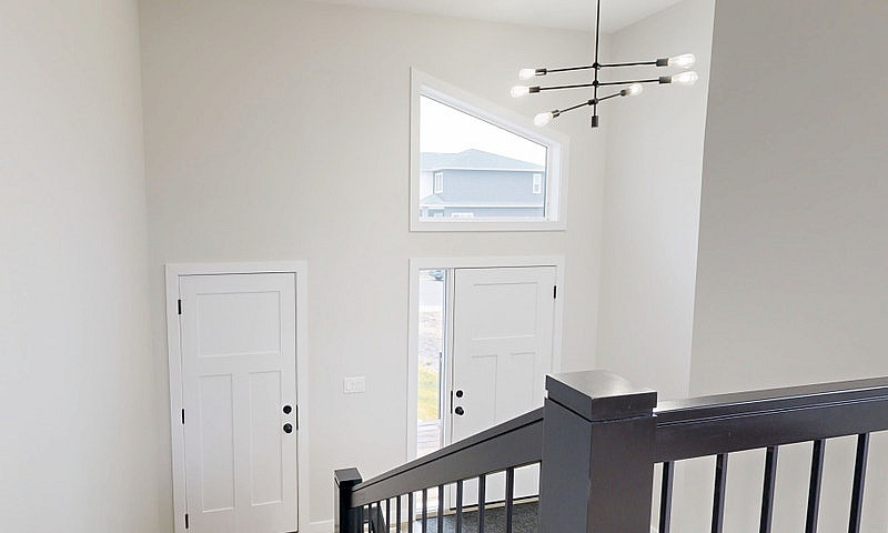 #2207 - 3 Bed/2 Bath...