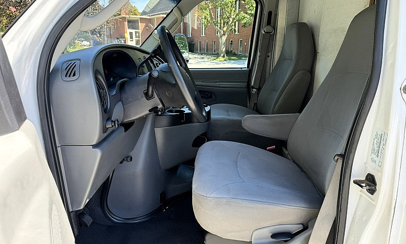 2008 Ford Econoline ...