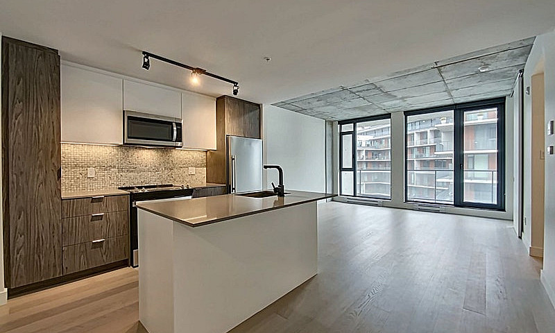 708 000$ - Condo À V...