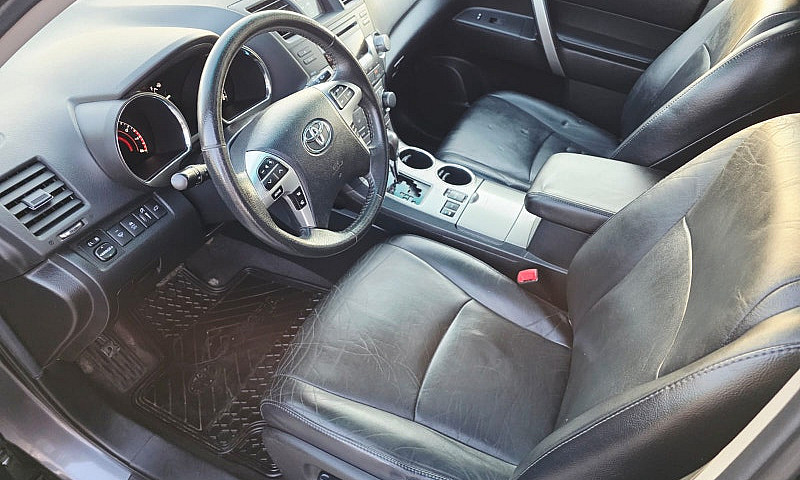 2013 Toyota Highland...