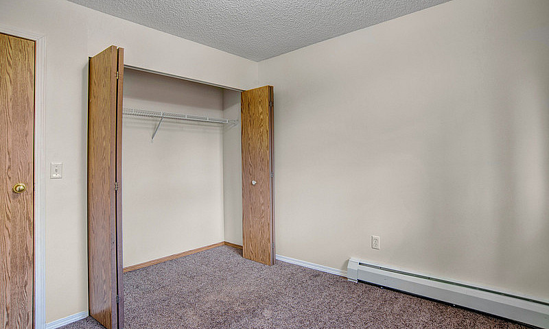 2 Bed X 1 Bath Apart...