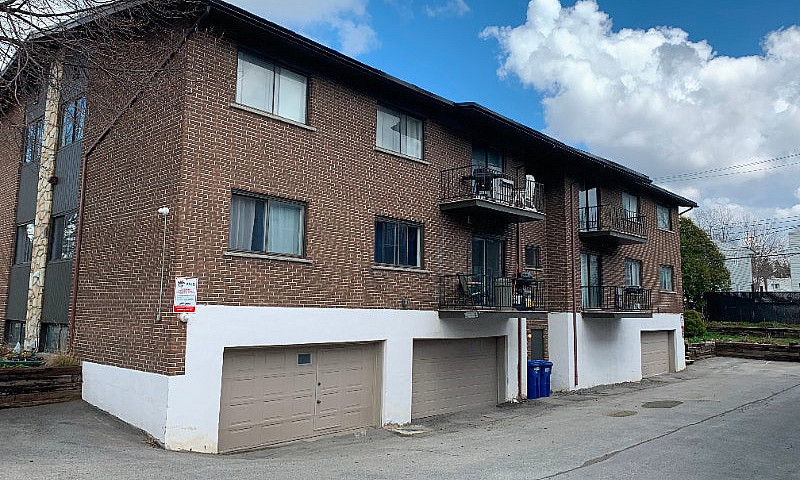 10 Plex A Vendre A 5...