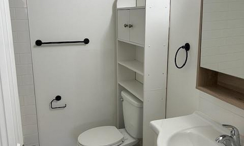 4 1/2 Rue Alfred, Br...