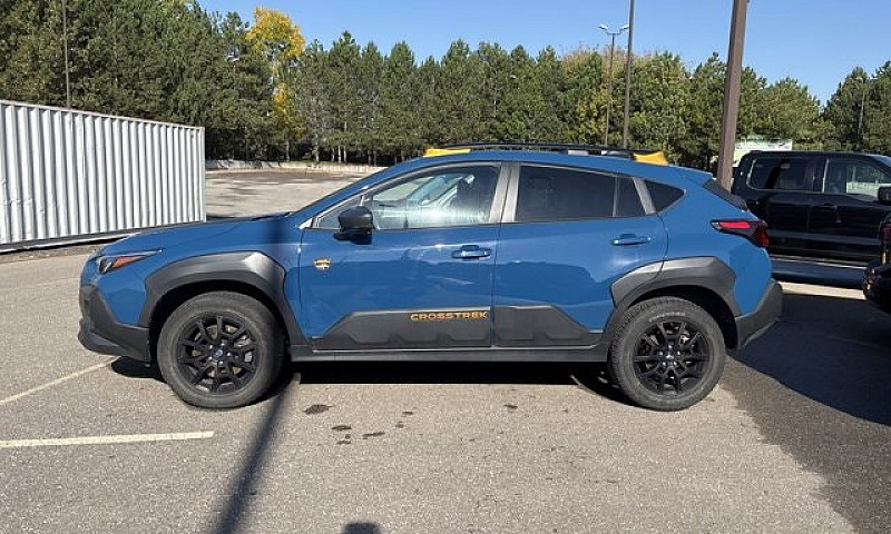 2024 Subaru Crosstre...