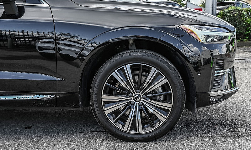 2023 Volvo Xc60...
