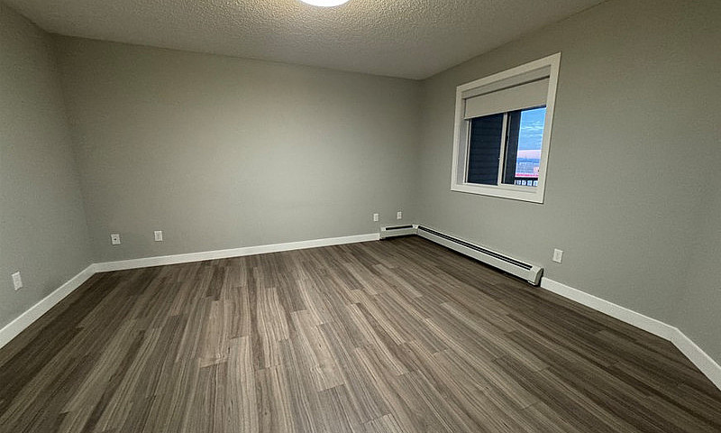 2 Bedroom 2 Bath - H...