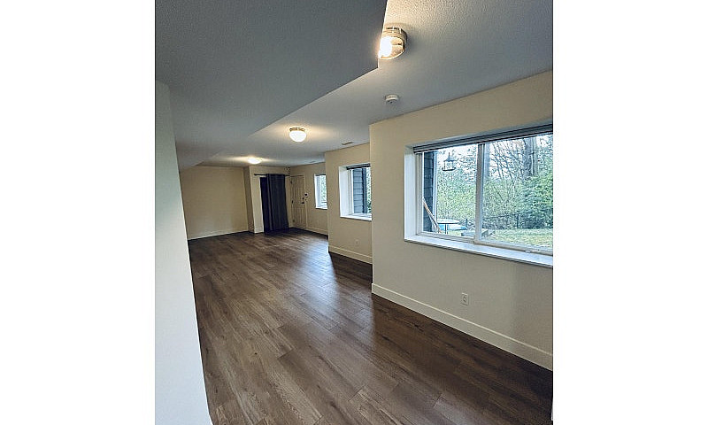 Bsmt Suite-3897 154 ...