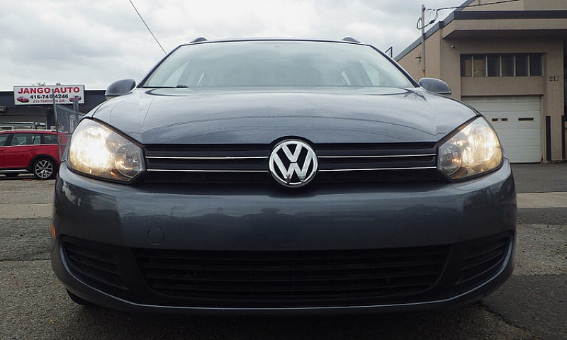 10 Vw Golf Wagon 2.5...