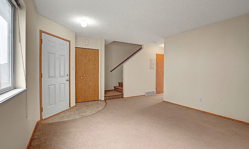 2 Bed X 1.5 Bath Apa...