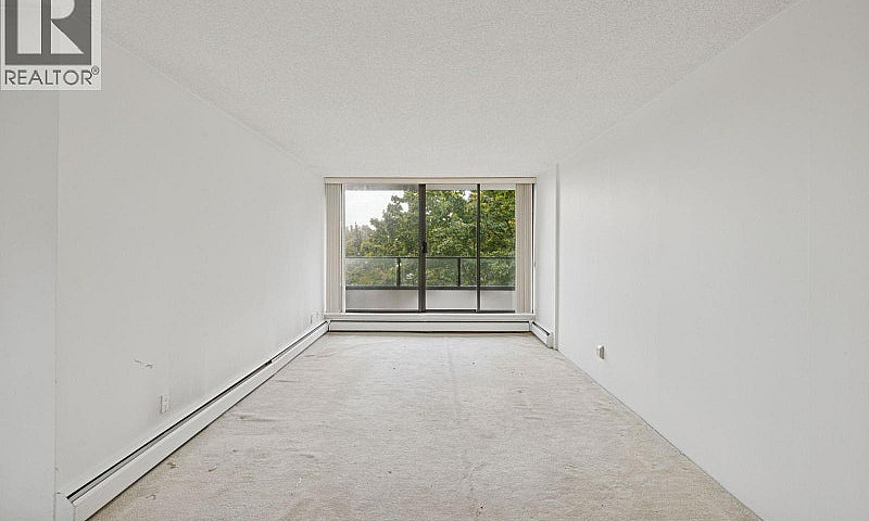301 1995 Beach Avenu...