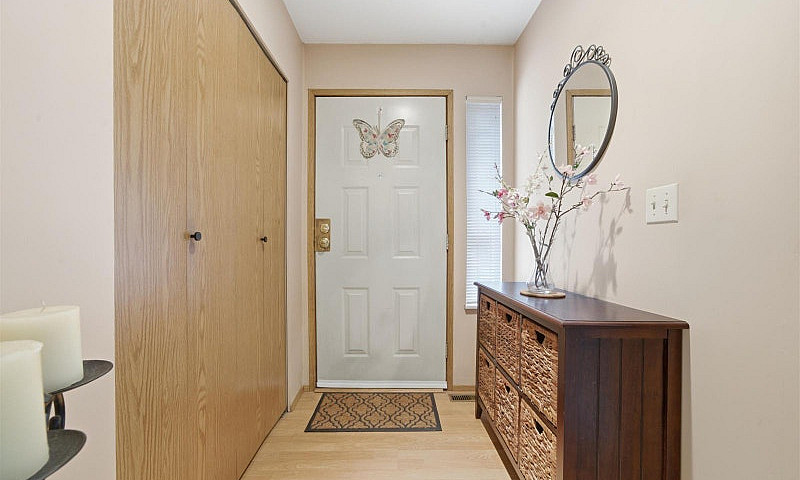 9028 136B Street Sur...