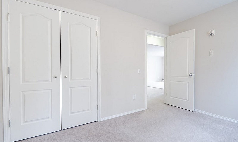Paragon Apartments -...