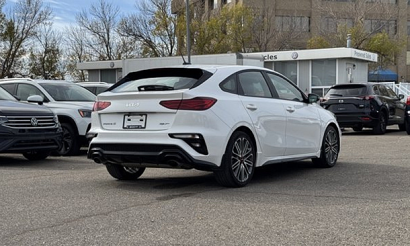 2023 Kia Forte5 Gt...