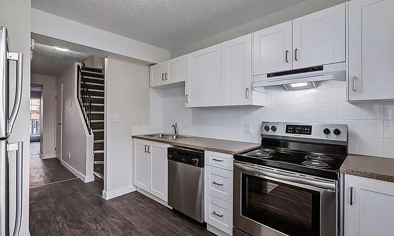 Townhomes For Rent I...