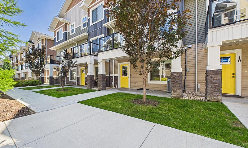 #11 230 Edgemont Rd ...