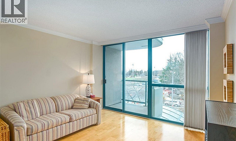 405 7500 Granville A...