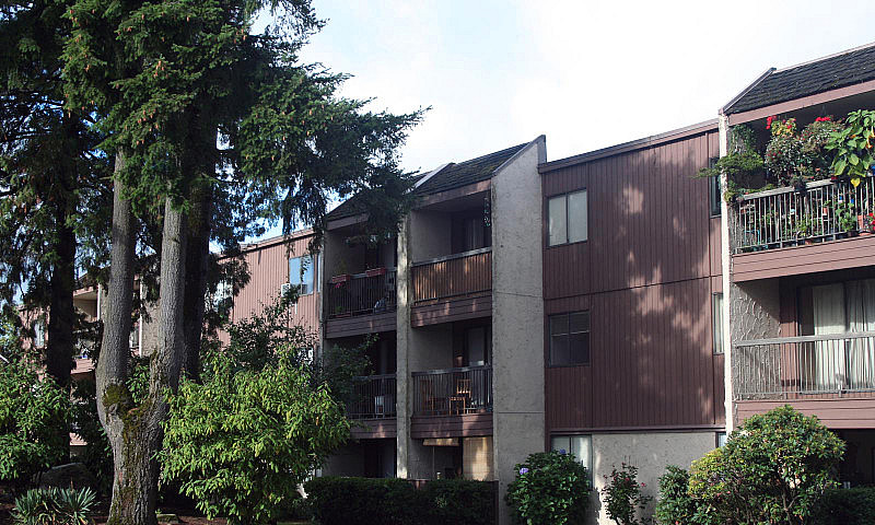 Surrey Central Apart...