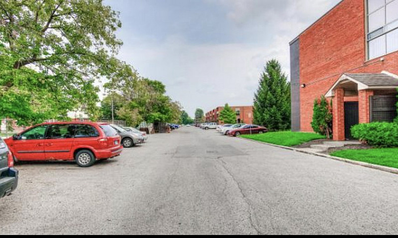 2 Bed 1 Bath - 1495/...