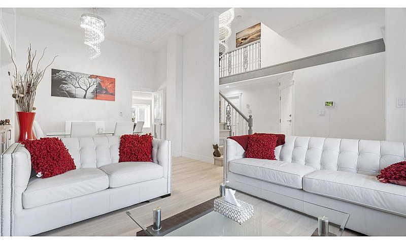 12572 62B Avenue Sur...