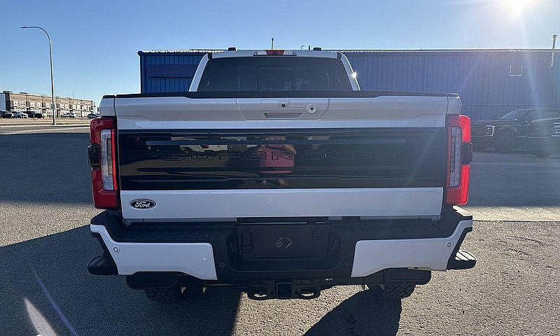 2027 Ford F-350 Supe...