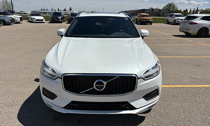 2019 Volvo Xc60 Mome...