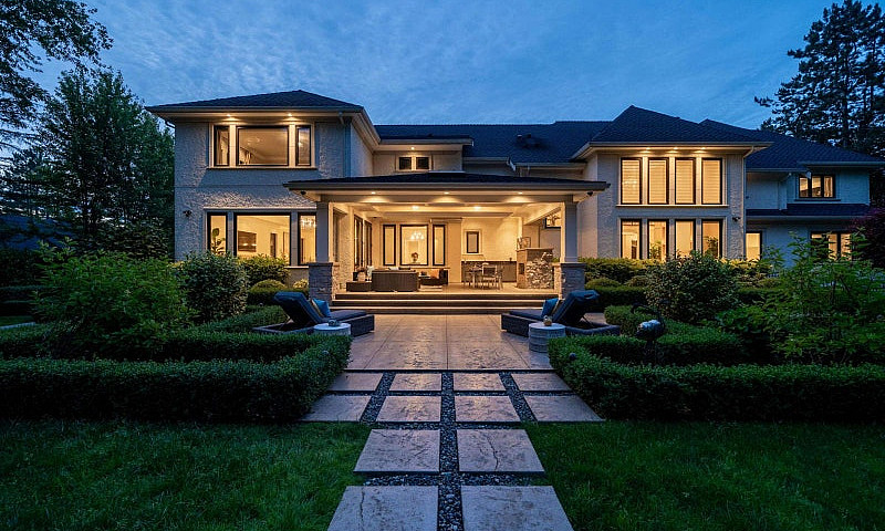 13560 27 Avenue Surr...