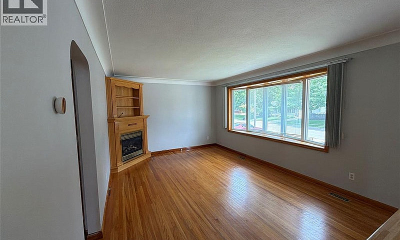 1201 Giffel Road Sar...