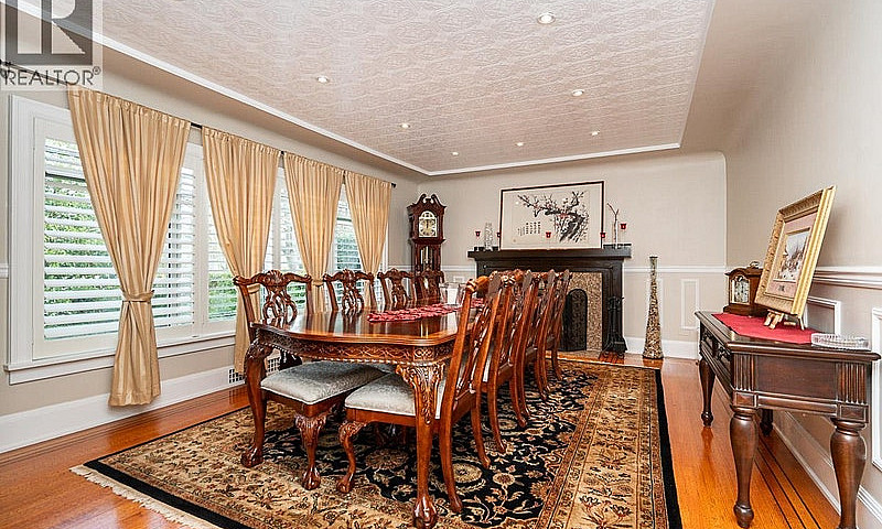 1562 W 62Nd Avenue V...