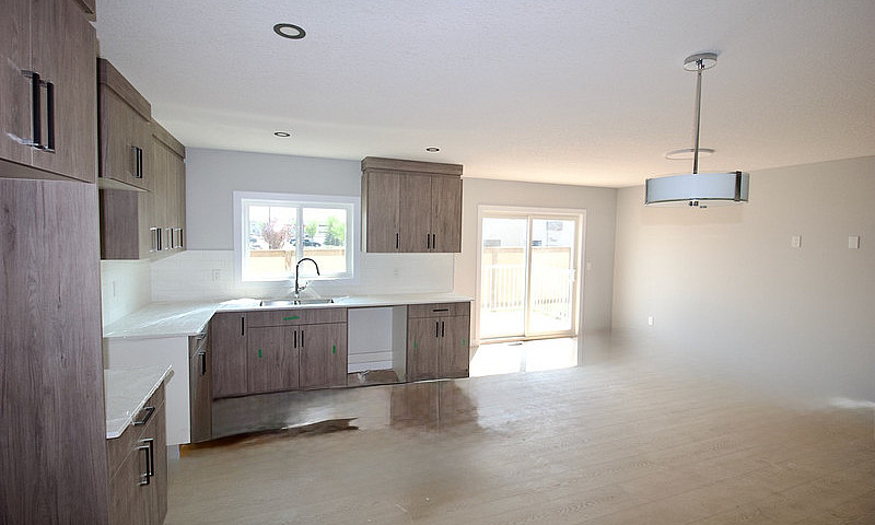 Awentia 3 Bed 2.5 Ba...