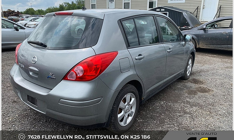 2011 Nissan Versa 1....