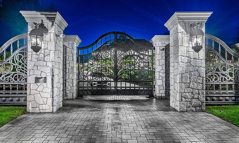 13283 56 Avenue Surr...