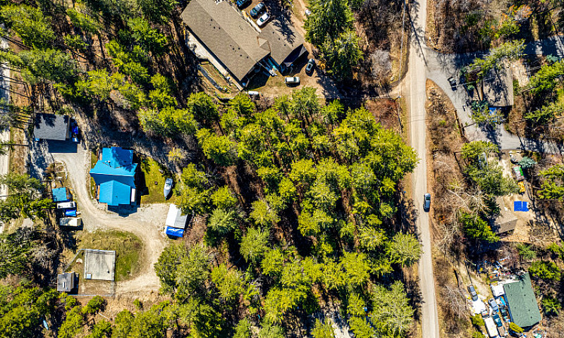 583 Moody Crescent |...