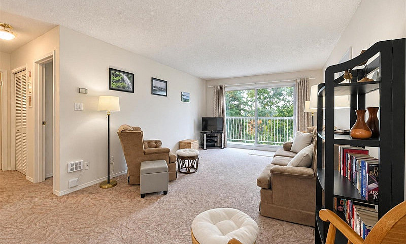 329 7436 Stave Lake ...