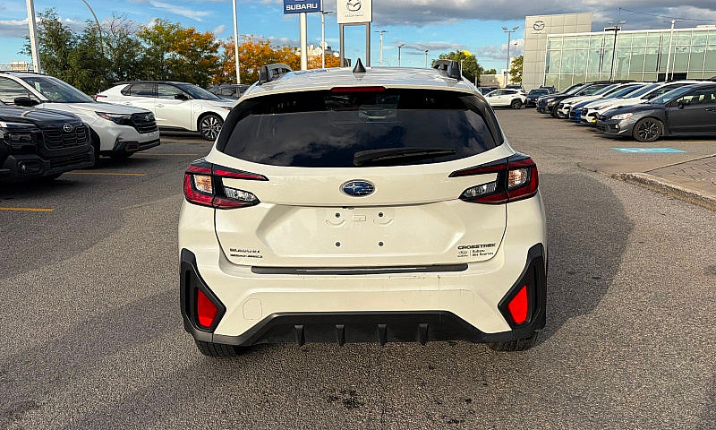 2024 Subaru Crosstre...