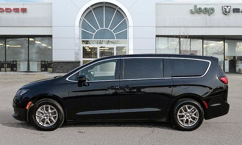 2025 Chrysler Grand ...