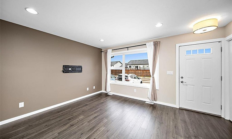 29 740 Traverse Road...
