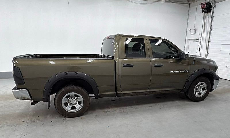 2012 Dodge Ram Sxt Q...