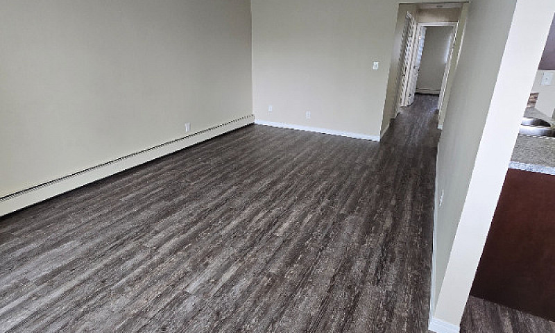 Modern 2 Bedroom End...
